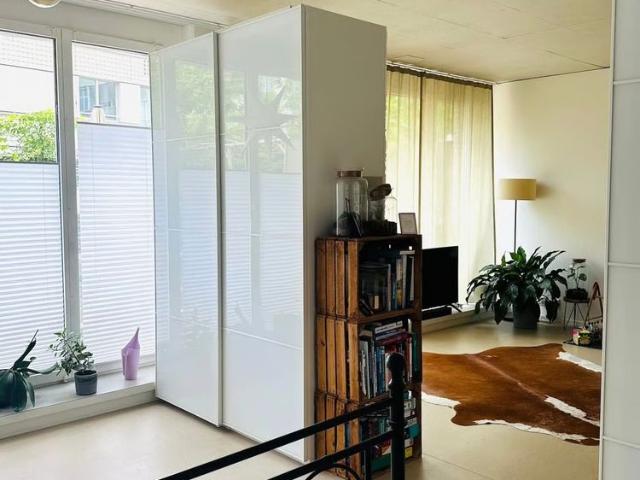 Haus mieten in Einigen, Zürich