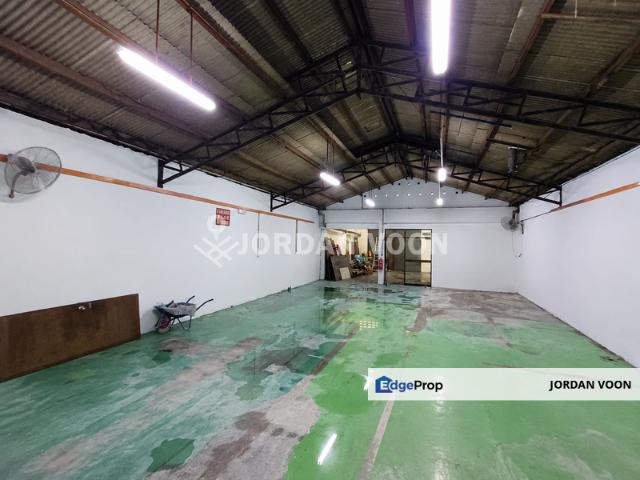 Warehouse for rent in Wellesley, Penang