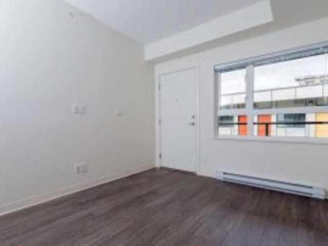 Apartment for rent in City Centre, Surrey