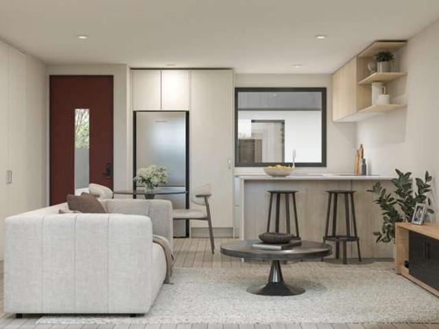 Townhouse for sale in Addington, Canterbury