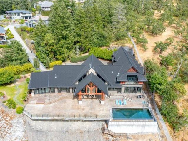 House for sale in North Cowichan, British Columbia