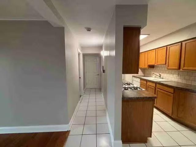 Condo for rent in Arlington Heights
