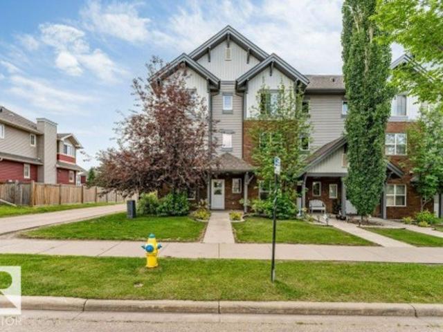 Townhouse for sale in Wedgewood, Alberta