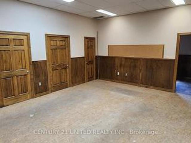 Commercial for rent in Peterborough, Ontario