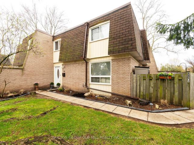 Condo for sale in Burlington, Ontario