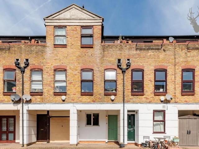 House for rent in Old Ford, Greater London