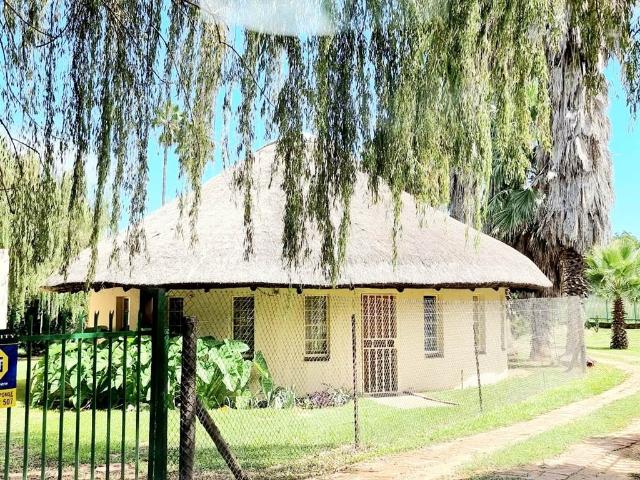 Farm for sale in Hartbeespoort Dam Nature Reserve, North West