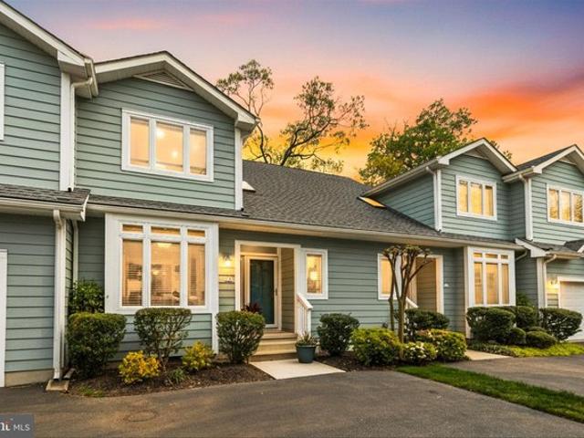 Townhouse for sale in Delaware