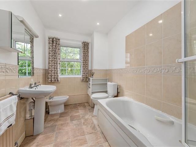 Detached House for sale in Bluebell, North Tipperary
