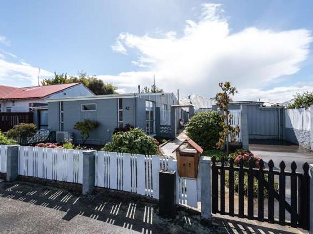 Townhouse for sale in Spreydon, Canterbury