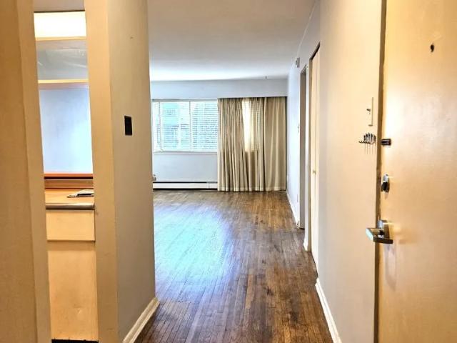 Apartment for rent in City Centre, Surrey