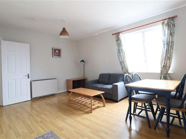 Apartment to rent in Bluebell, North Tipperary