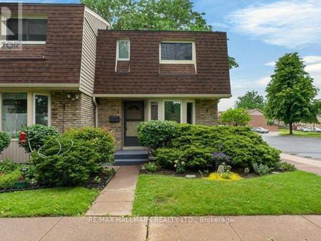 Townhouse for sale in Niagara, Ontario