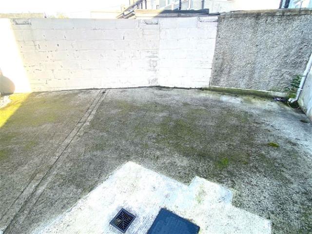 Apartment to rent in Bluebell, North Tipperary