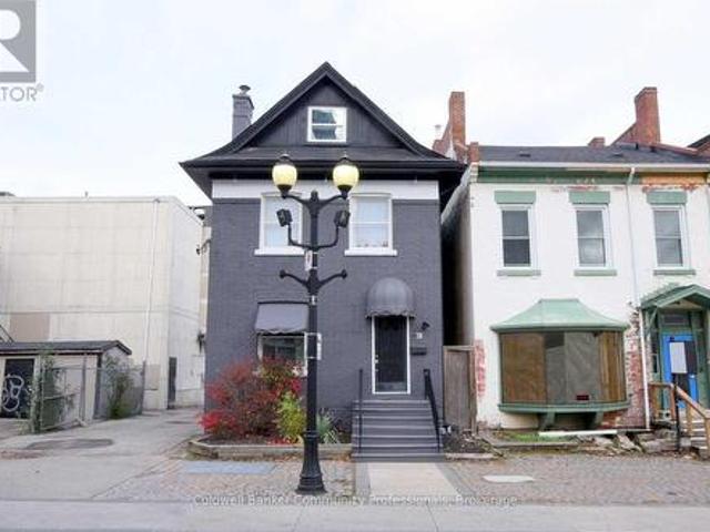 Commercial for rent in Ancaster, Ontario