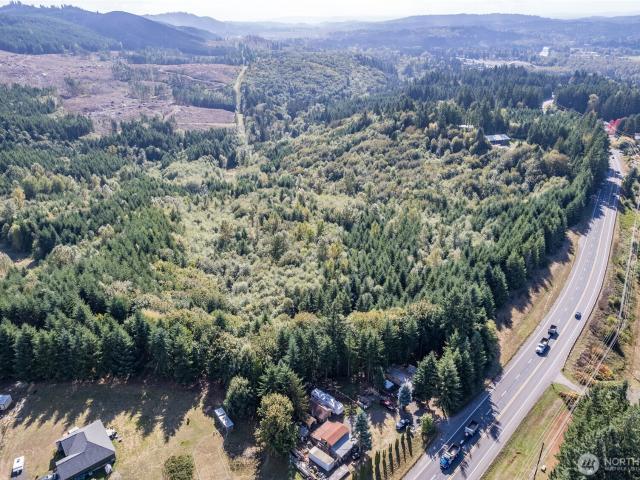 Land for sale in Castle Rock, Washington