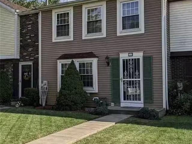 Condo for rent in Monroeville