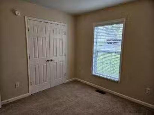 Condo for rent in Abingdon