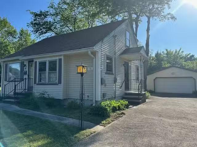 House for rent in Mentor