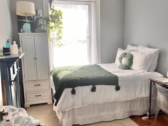 Room for rent in Arverne, New York