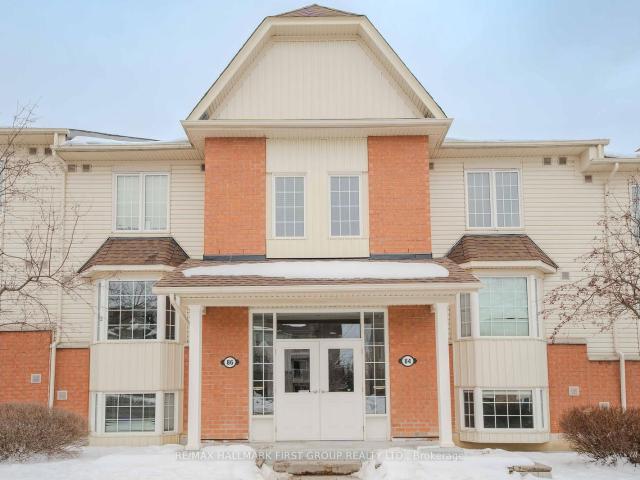 Condo for sale in Toronto, Golden Horseshoe