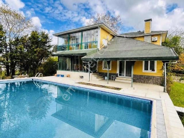 Çekmeköy, İstanbul içerisinde satılık Villa