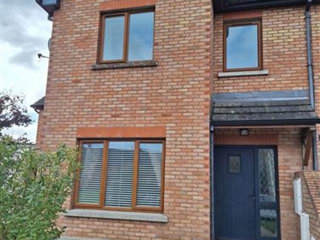 Terraced House to rent in Dundalk, North Tipperary