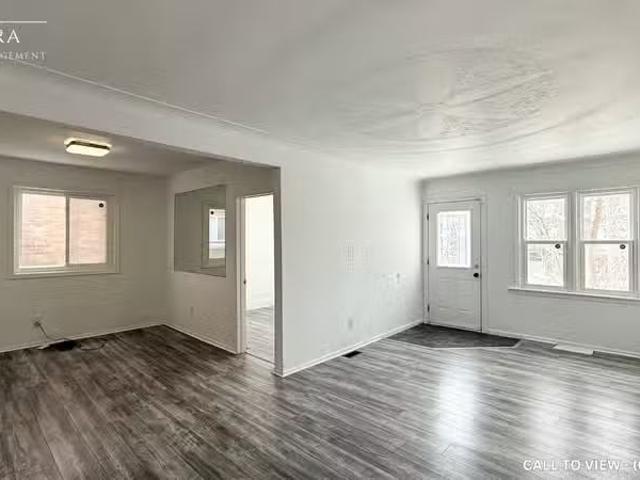 Condo for rent in Ancaster, Ontario