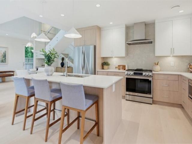 House for sale in Oak Bay, Capital Regional District