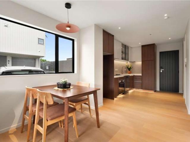 Townhouse for sale in Balmoral