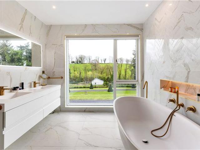 Detached House for sale in Cavan, County Cavan