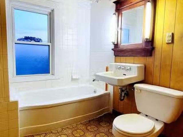 House for rent in Racine