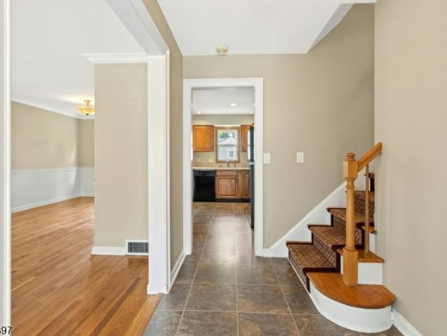 House for sale in Cranford, New Jersey