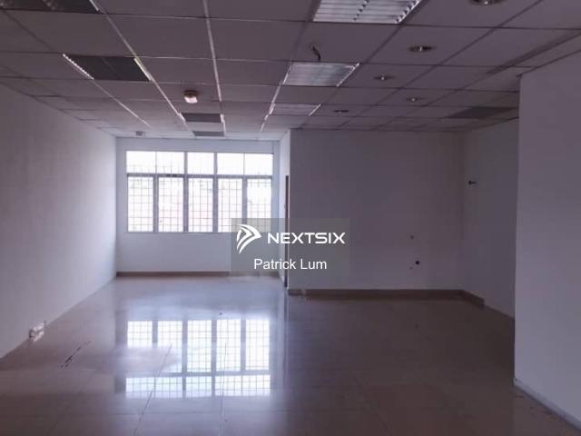 Warehouse for rent in Sendayan Village, Negeri Sembilan