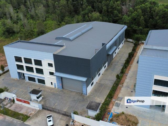 Warehouse for sale in Petaling, Alam Impian