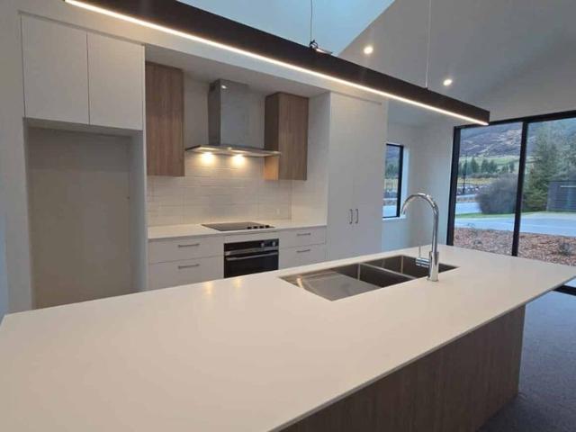 House for rent in Otakou