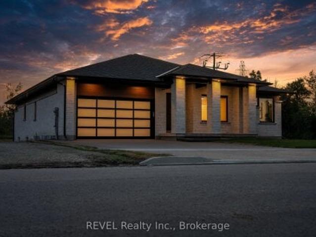 House for sale in Niagara, Ontario