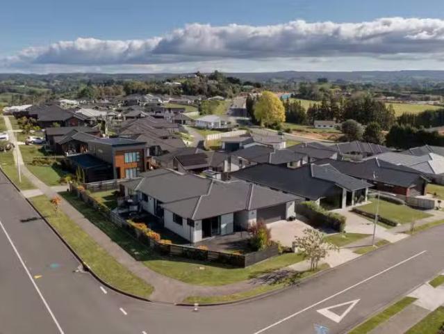 House for sale in Whakamarama, Bay Of Plenty