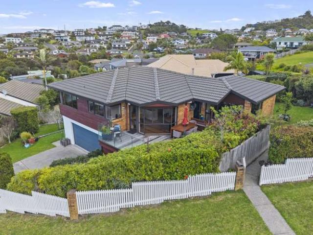 House for sale in Orewa