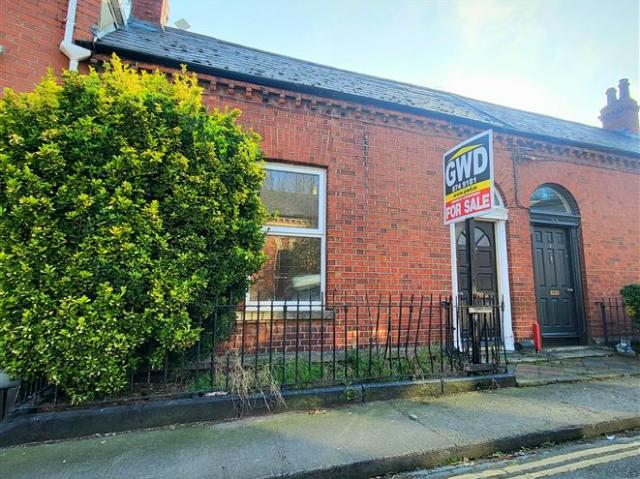 Townhouse for sale in Bluebell, Dublin