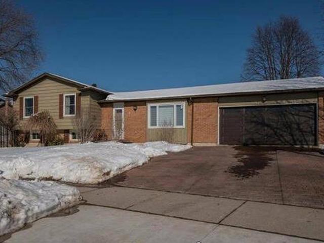 House for sale in Ancaster, Ontario
