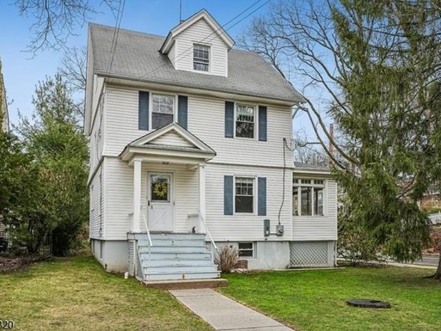 House for sale in Summit, New Jersey