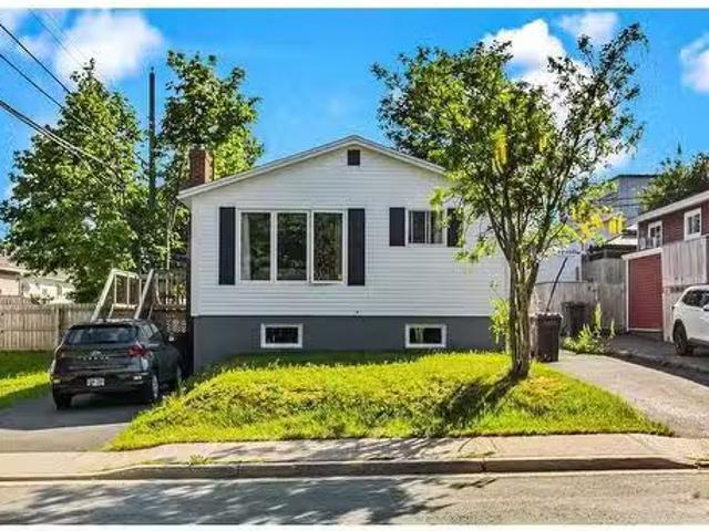 House for sale in Mount Pearl, Newfoundland And Labrador