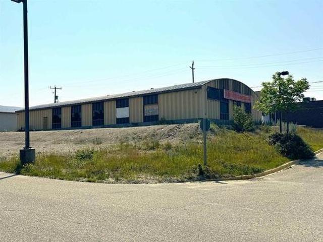 Commercial for sale in Manitouwadge, Ontario