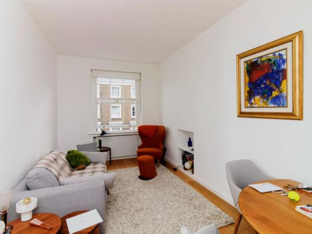 Apartment for rent in Bayswater, Greater London