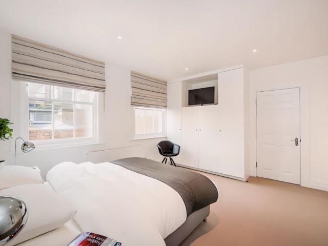 Apartment for rent in Soho, Greater London