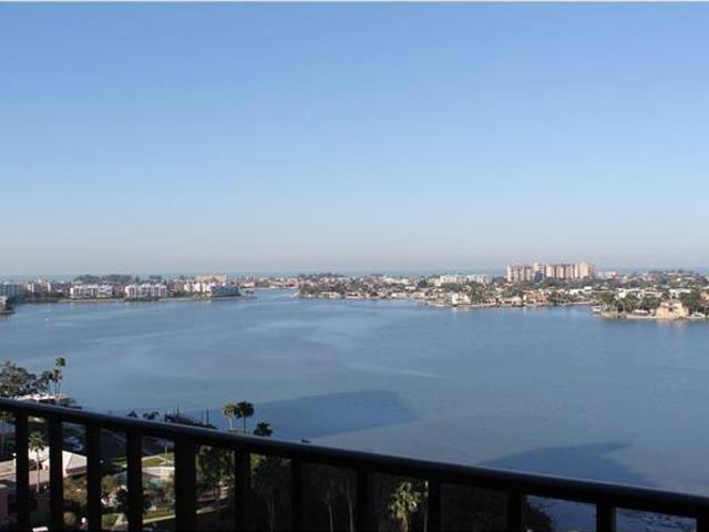 Condo for sale in South Pasadena, Florida