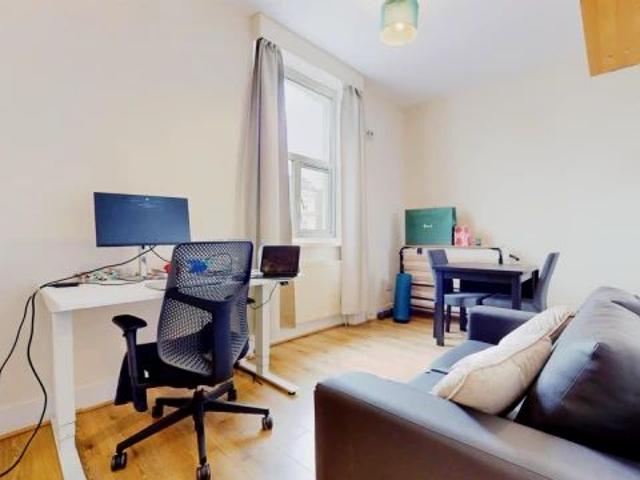 Apartment for rent in Royal Borough of Kensington and Chelsea, Greater London