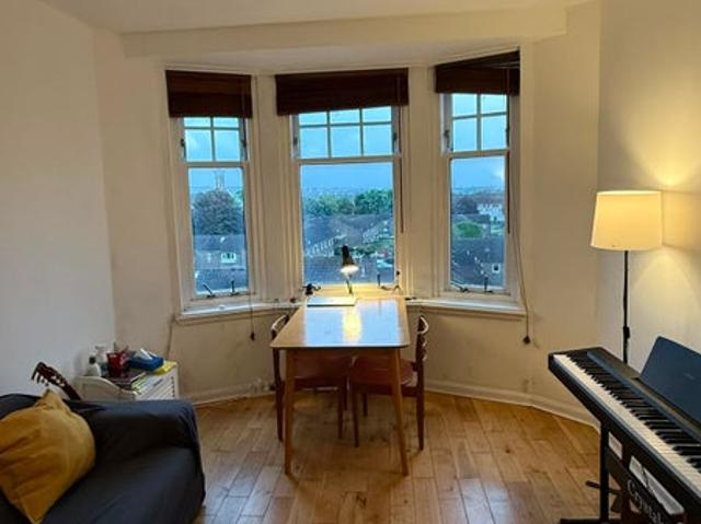 Apartment for rent in Calton, Scotland
