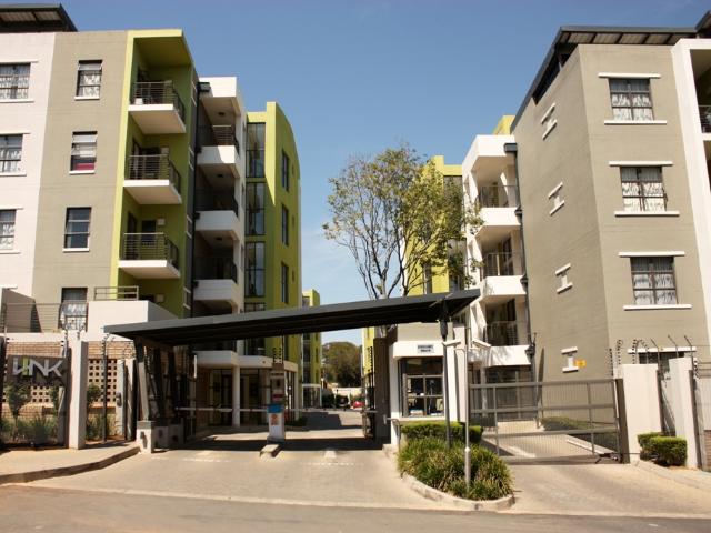 Apartment for rent in Rivonia Gardens, Sandton